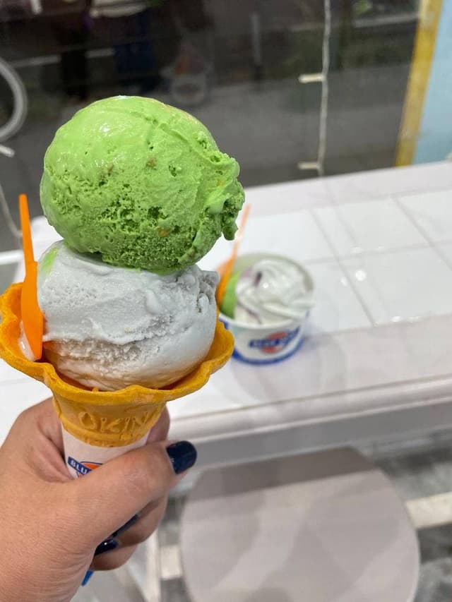 ブルーシール 大阪鶴橋店 - サブ画像1