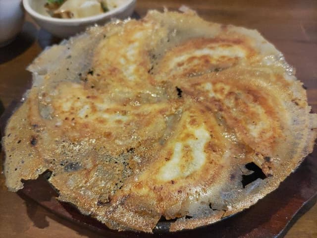 鉄板餃子食堂こんがりきつね - サブ画像1