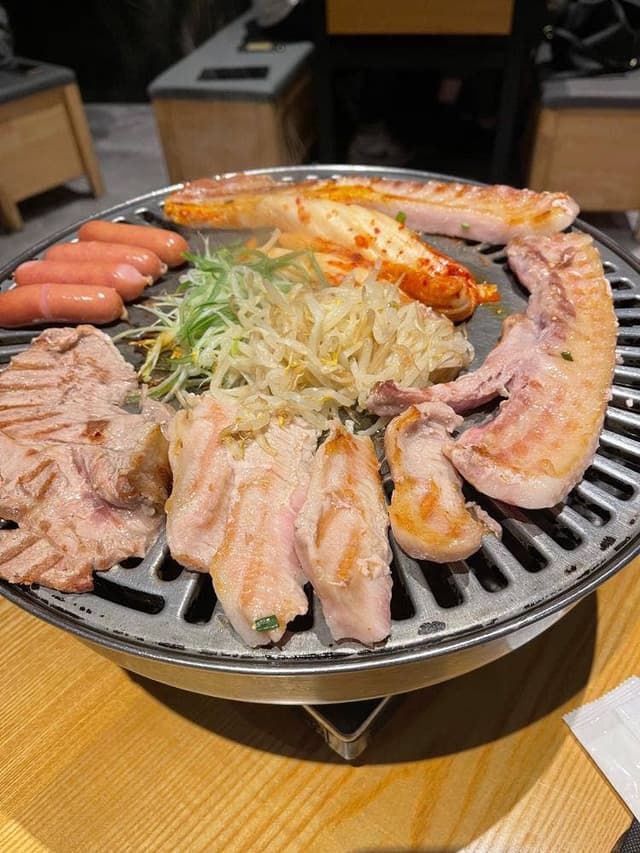 韓国・焼肉 YAKUYAKU食堂 - サブ画像1