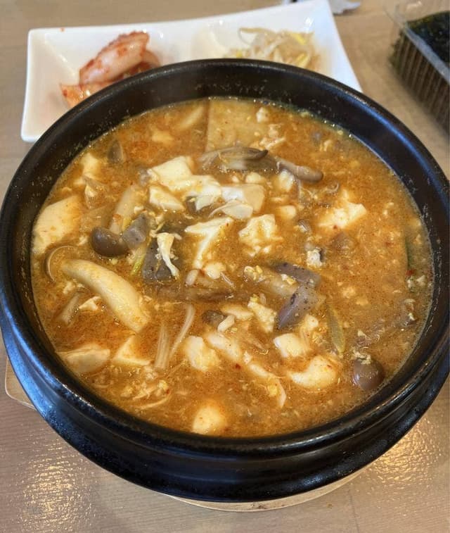 スンドゥブ専門店 3匹の子ぶた - サブ画像3