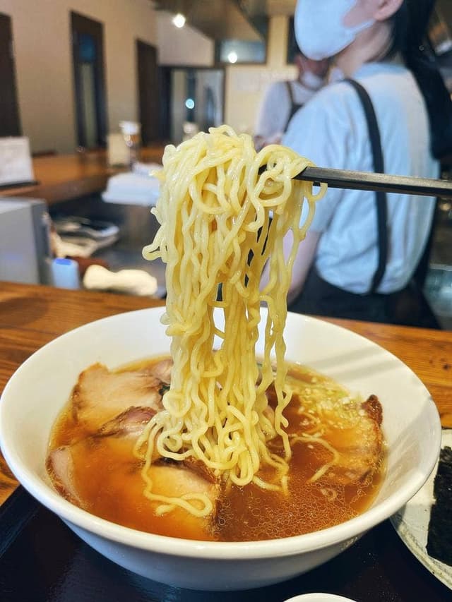 無化調醤油ラーメン しのわ 福岡今泉店 - サブ画像2