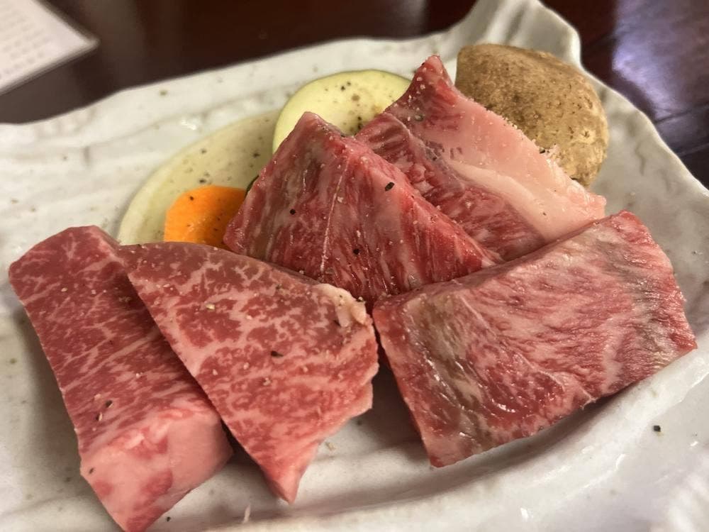 八勝園 湯元館 お食事処