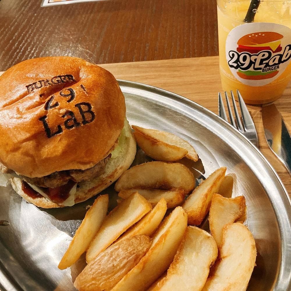 ニクラボバーガー