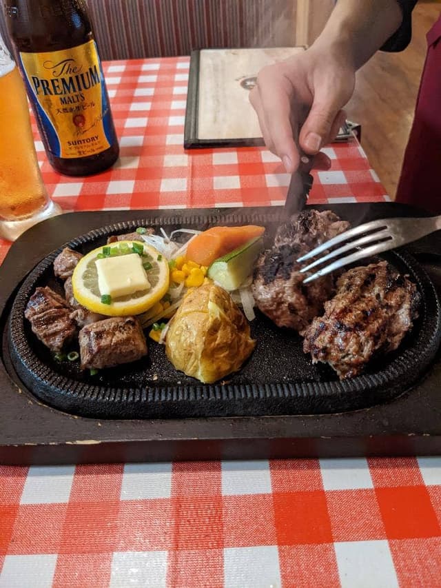 炭火焼ハンバーグレストラン KYU - サブ画像2