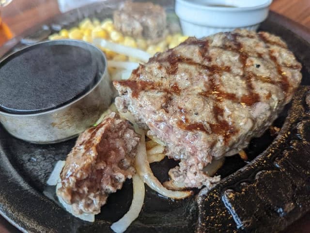 トマト&オニオン 津山駅前店 - サブ画像1