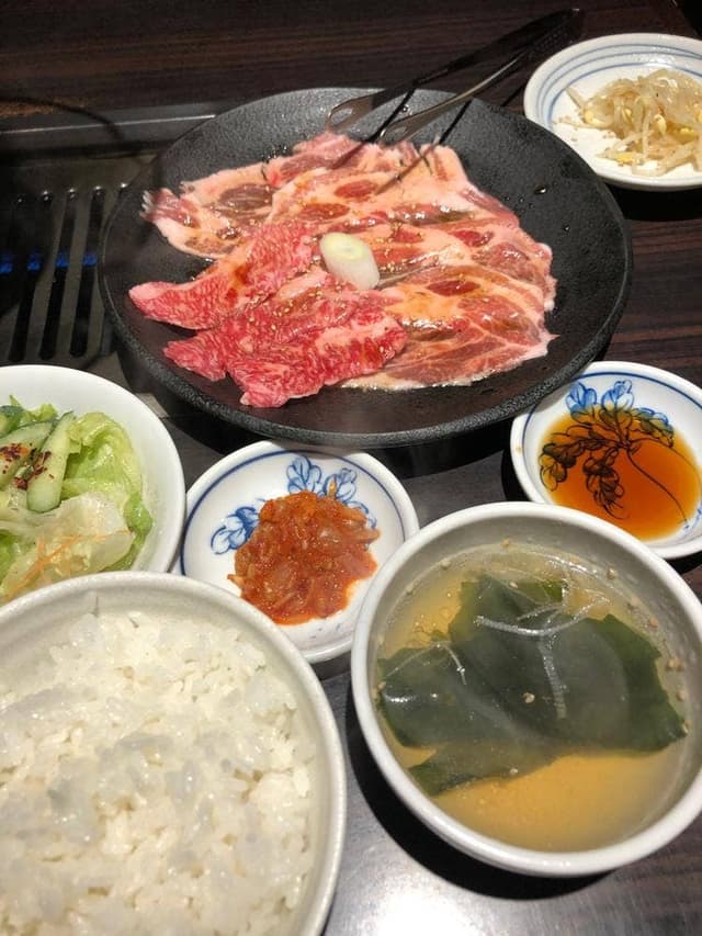 黒毛和牛 焼肉 うし雅 - サブ画像1