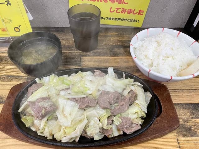 スタミナ鉄板焼 博多アイアンマン トライアル空港店 - サブ画像1
