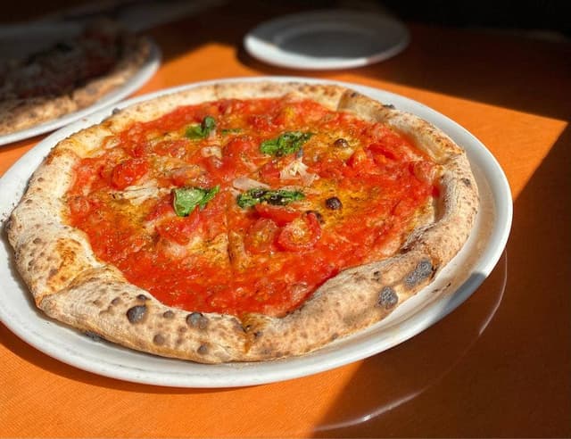 pizzeria e trattoria cervo - サブ画像1