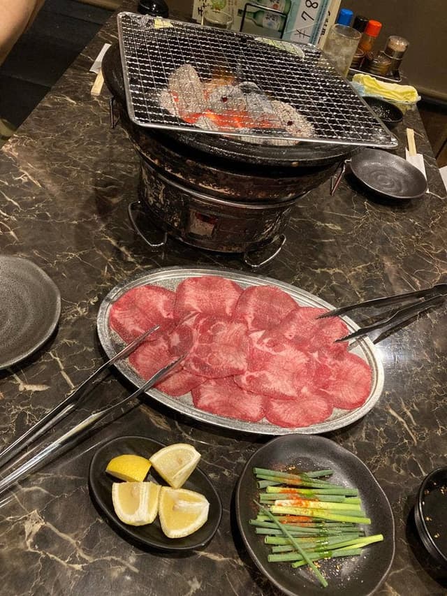 炭火焼肉 たじま屋 JR灘駅前店 - サブ画像1