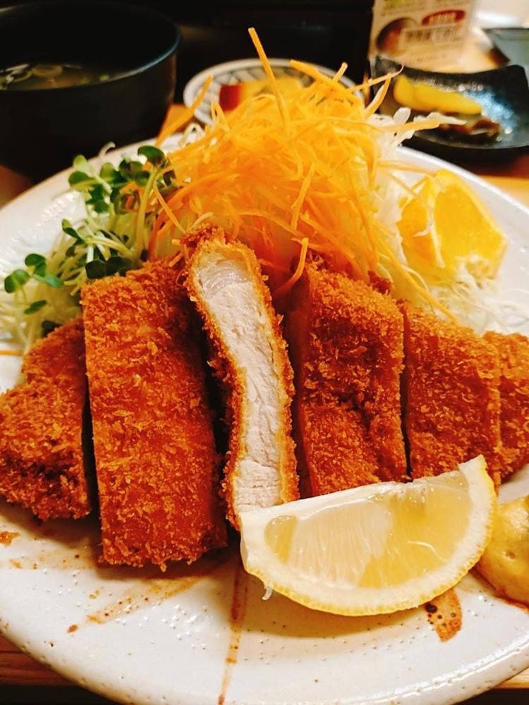 とんかつ 人参亭