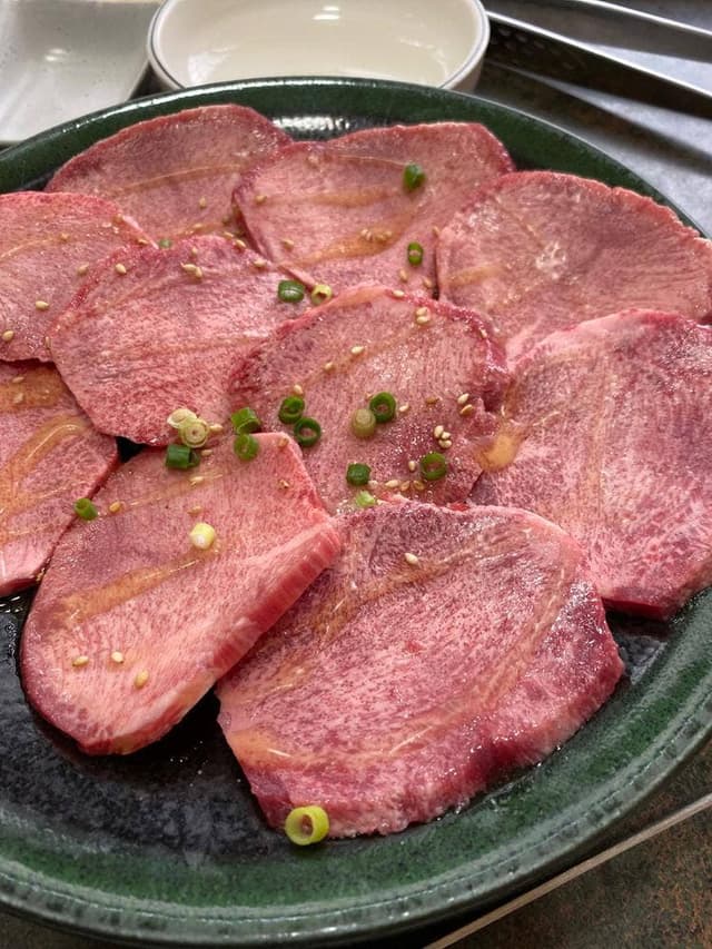 炭火焼肉 しんら - サブ画像1