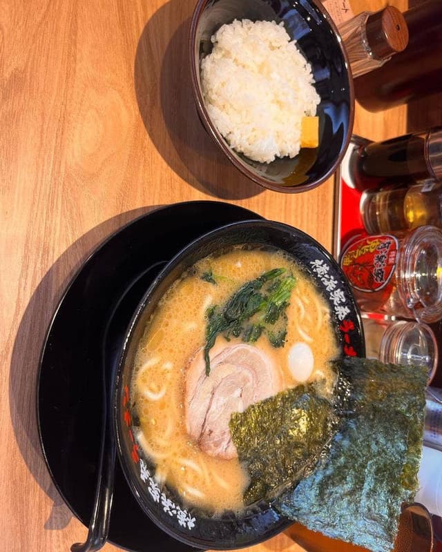 横浜家系ラーメン 有楽家 総本店 - サブ画像2