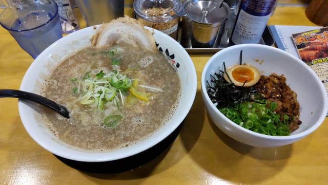 ラーメンのまめぞう 草加本店 - サブ画像1