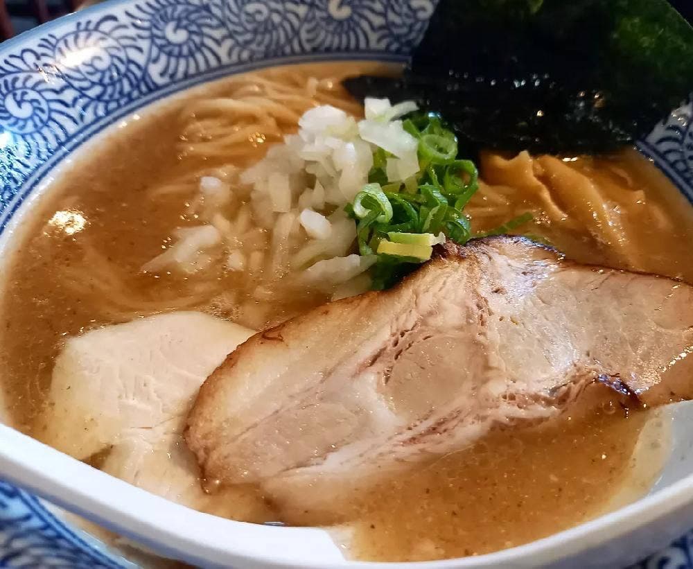 極上煮干し鶏そば やまだ邸