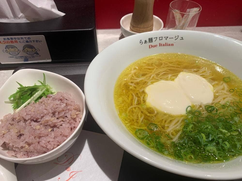 らぁ麺フロマージュ Due Italian 名駅エスカ店