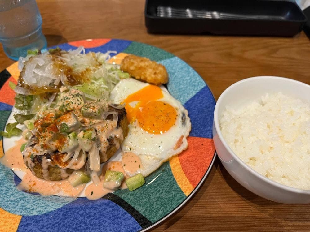 綴 室町別館