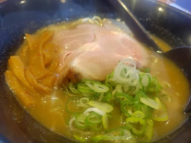 丸福ラーメン寝屋川店 - サブ画像1