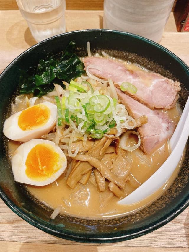 北海道らーめん 味八 - サブ画像3