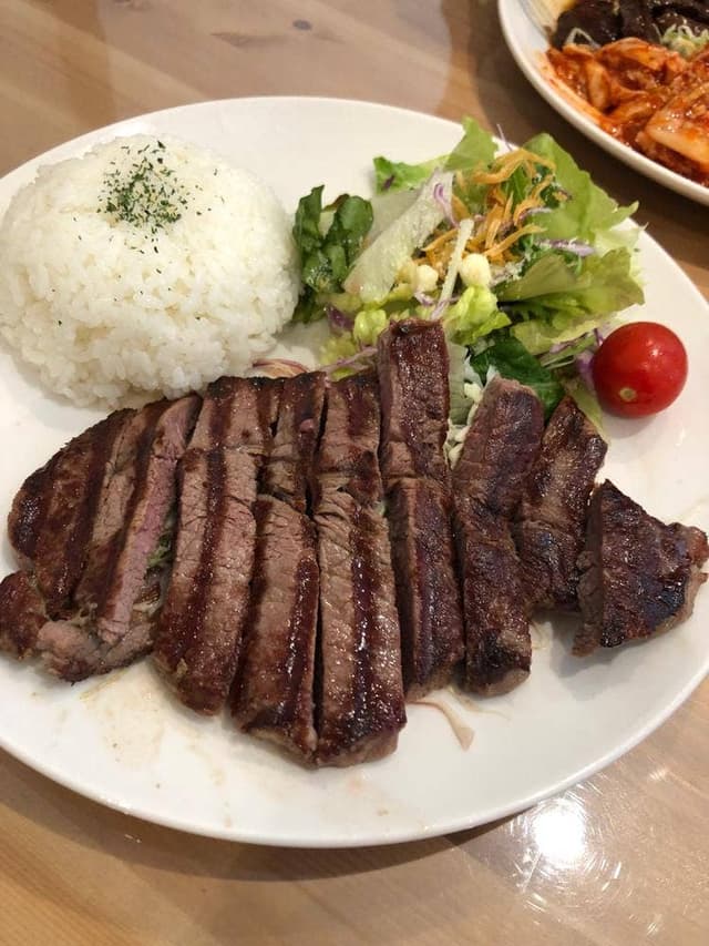 MONSTER BEEF 豊洲店 - サブ画像1