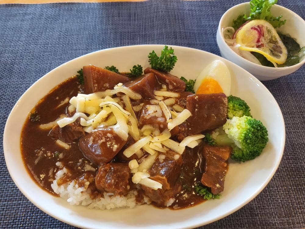 まちの駅たかおか 龍の門