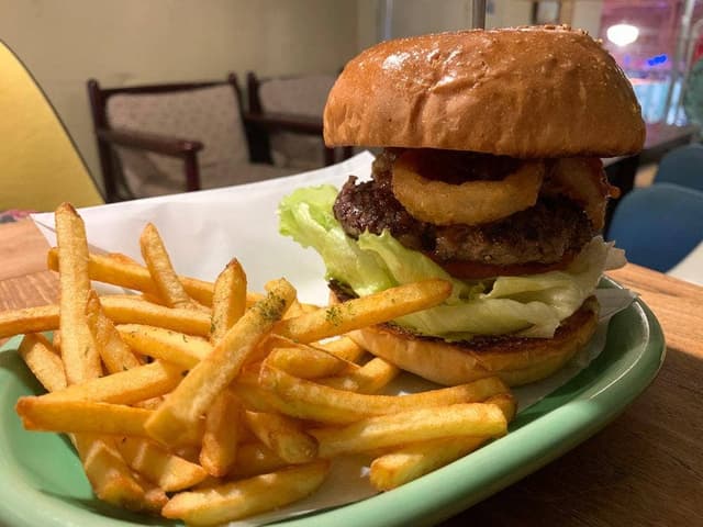 創業20年プレミアムバーガーの店 UNCHAIN DINER - サブ画像3