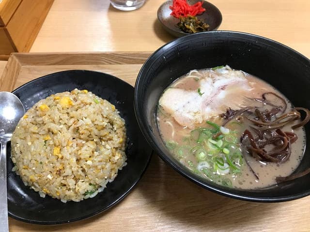 豚骨ラーメン まる◯龍 - サブ画像3