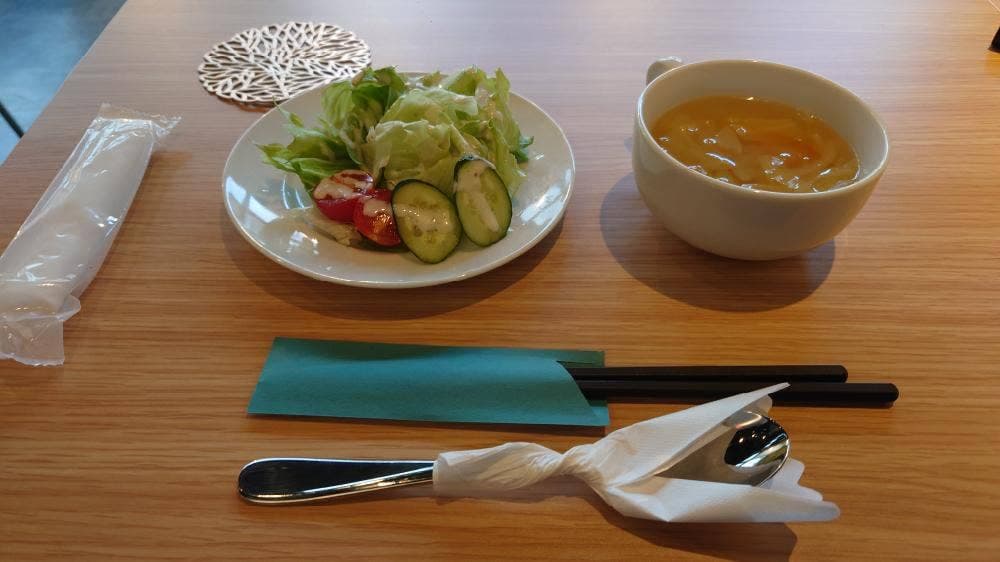 ダイニングカフェ ラフィー