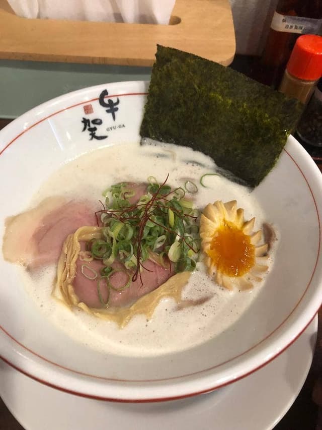 牛骨ラーメン 牛賀 - サブ画像1