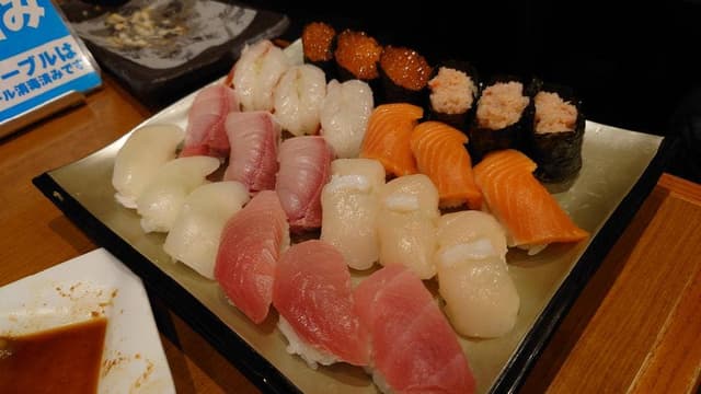 寿司と居酒屋 魚民 新宿西口総本店 - サブ画像2