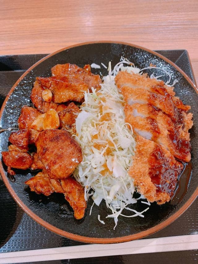 カツ丼・トンテキ 豚屋とん一 あべのキューズモール店 - サブ画像1