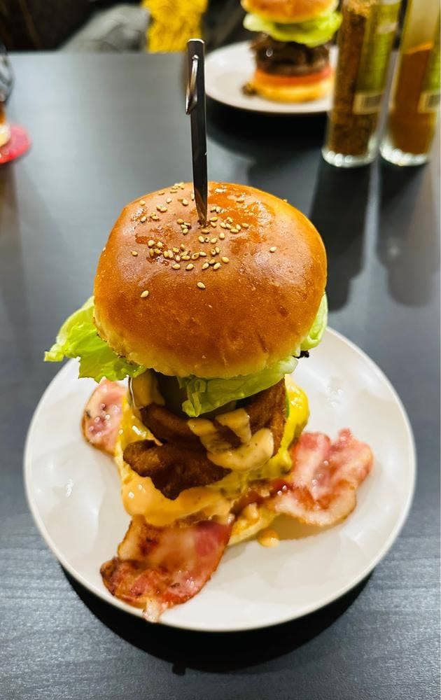 Tumbleweed burgers cafe