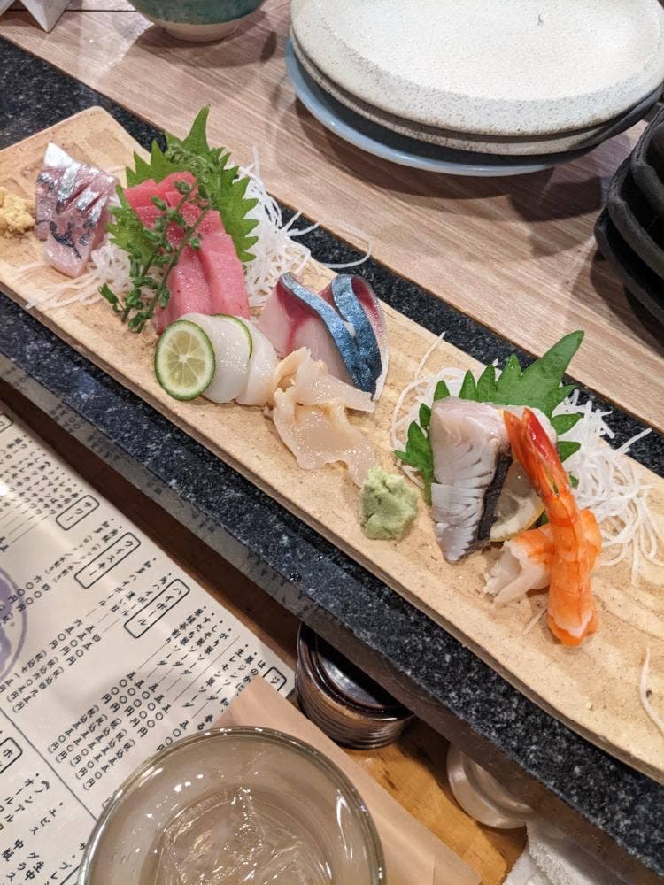 立喰寿司 まんぼう 野毛たべもの横丁