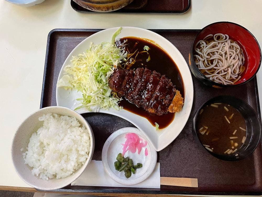 お食事処 ながた