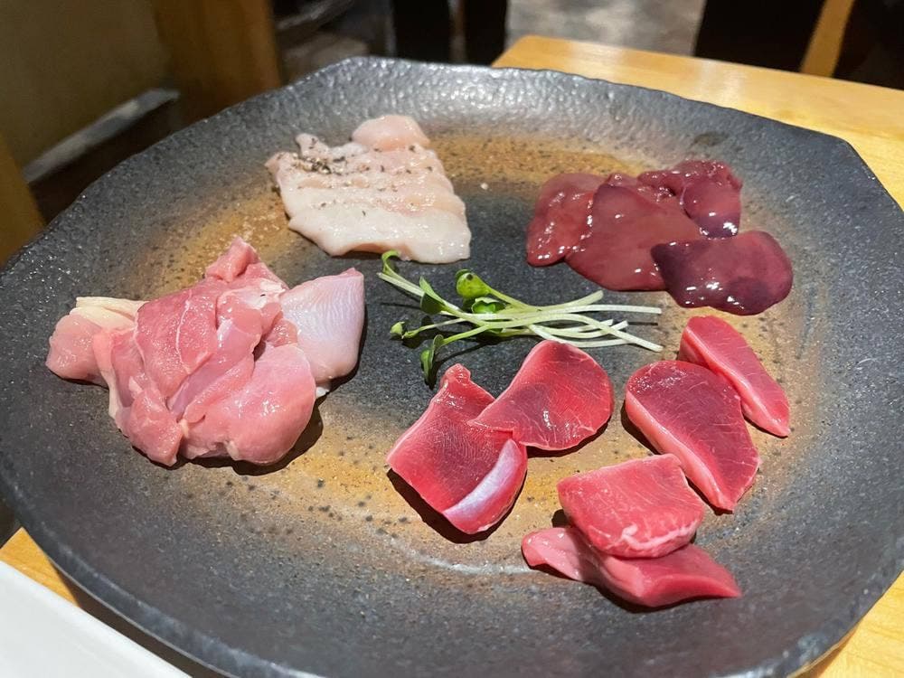 七輪炭火やきとり べんがら亭 泉店