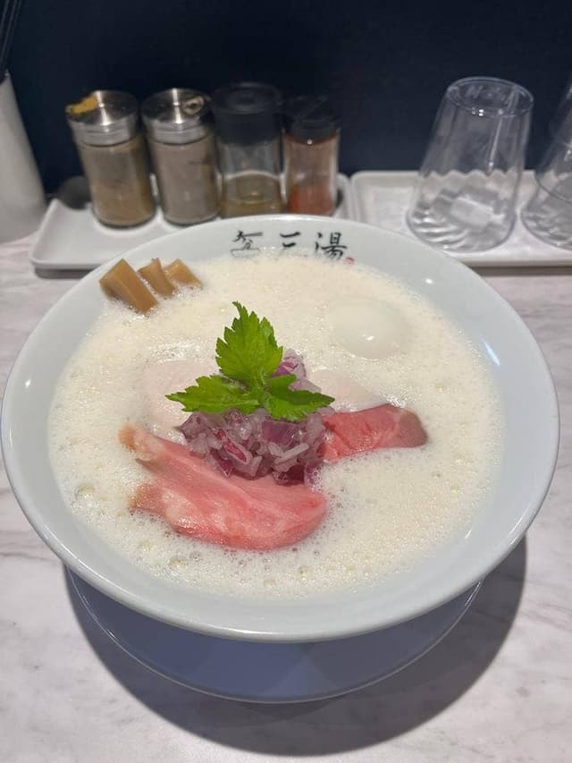 らぁ麺 三湯 - サブ画像1