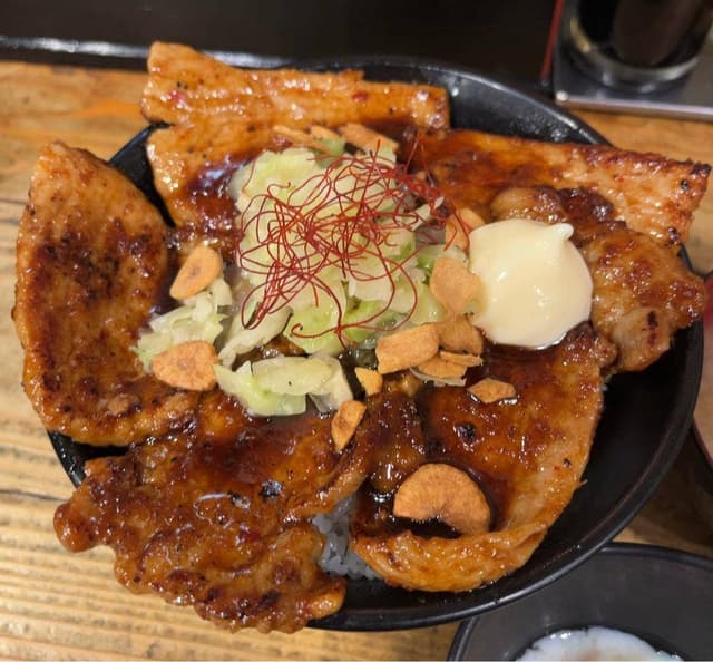 伝説のすた丼屋 野猿街道店 - サブ画像1