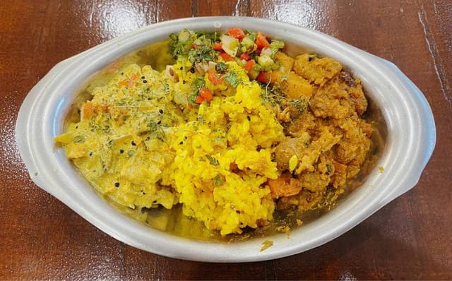 宿借りカレー屋 マカリイ - サブ画像3