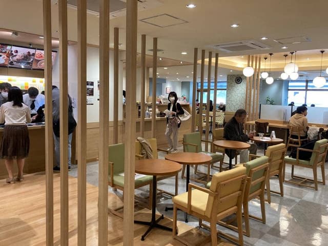 カフェ・ド・クリエ ホピタル 慶應義塾大学病院店 - サブ画像3