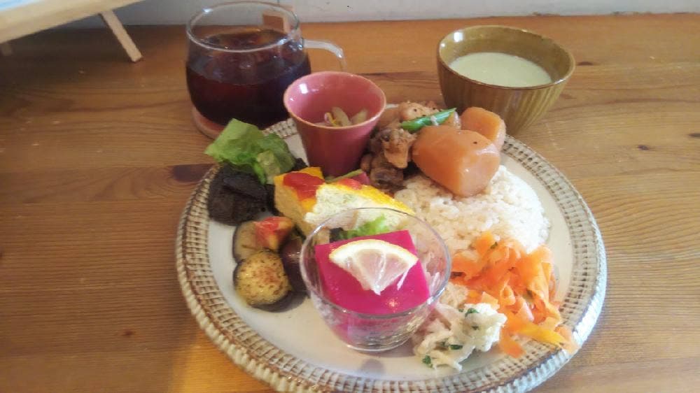 おひるごはんのおみせ ほっぺ