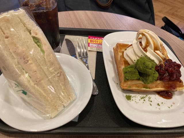 カフェ・ベローチェ 新宿一丁目北店 - サブ画像1