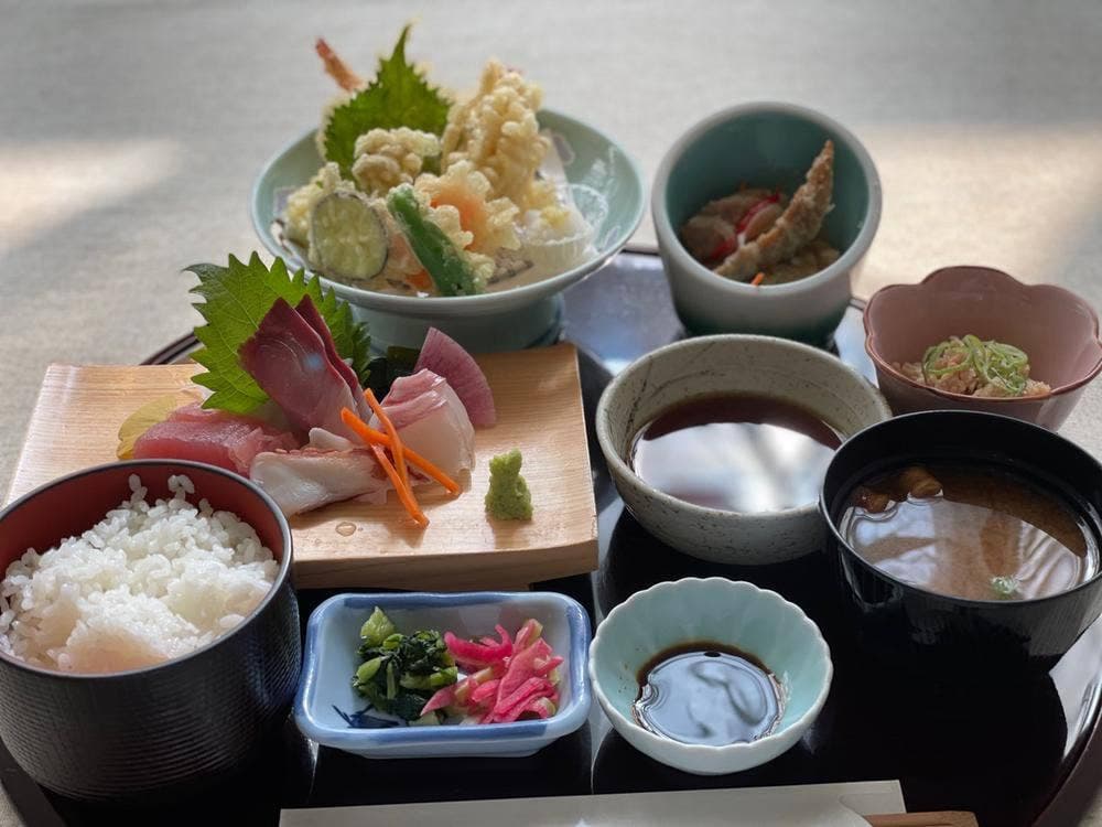 レストラン白兎 白兎会館