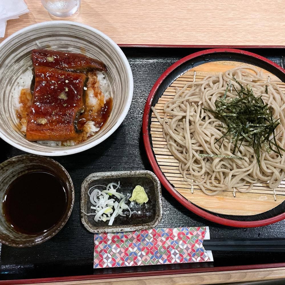 ゆかりな