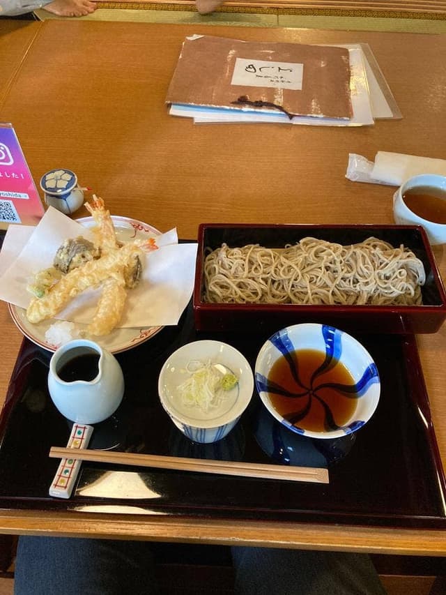 季節料理と蕎麦 よし田 - サブ画像2