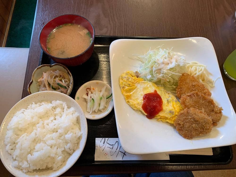 食事処 坊