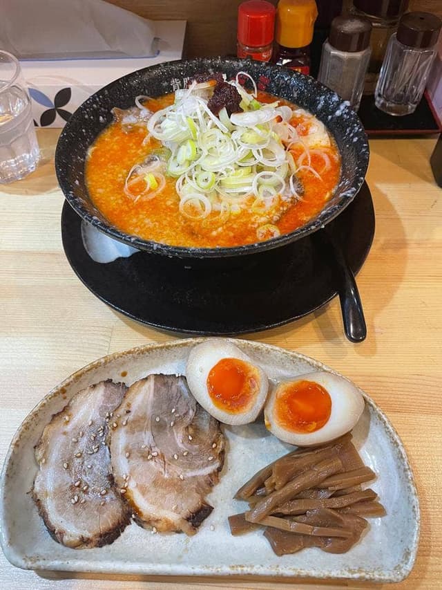 背脂の魔術師 ツボミ - サブ画像1