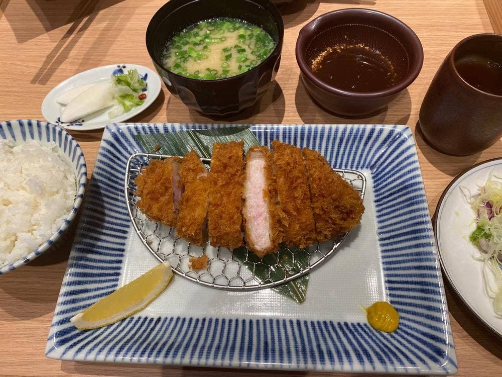 和心とんかつ あんず 丸の内店
