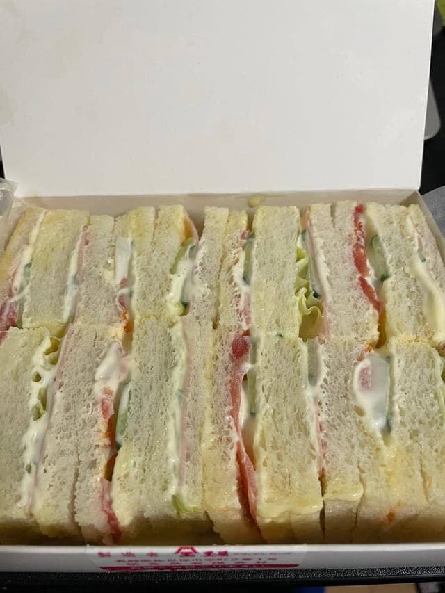 タマヤサンドのお店 ラヴィアンローズ - サブ画像3