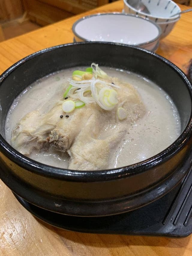 高麗参鶏湯 - サブ画像2