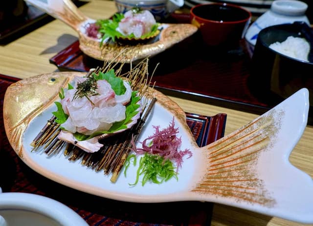 かどや 道後駅前店 - サブ画像1