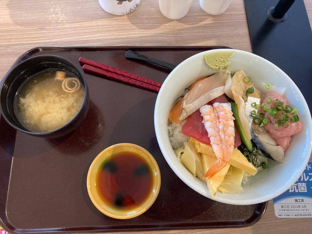 越後海鮮丼 富寿し